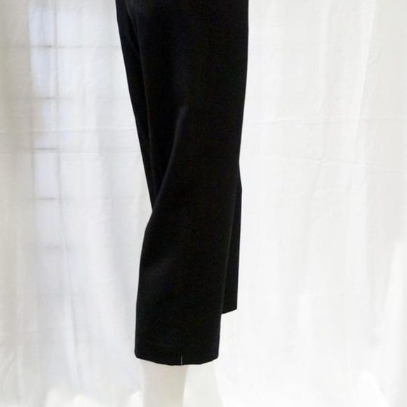 NEW St John Black Sport Caviar Calf Pants Trousers Small Capris 2 Cropped - Picture 2 of 6
